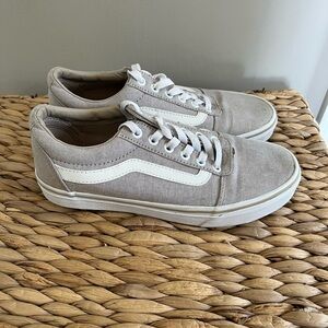 Women’s Vans